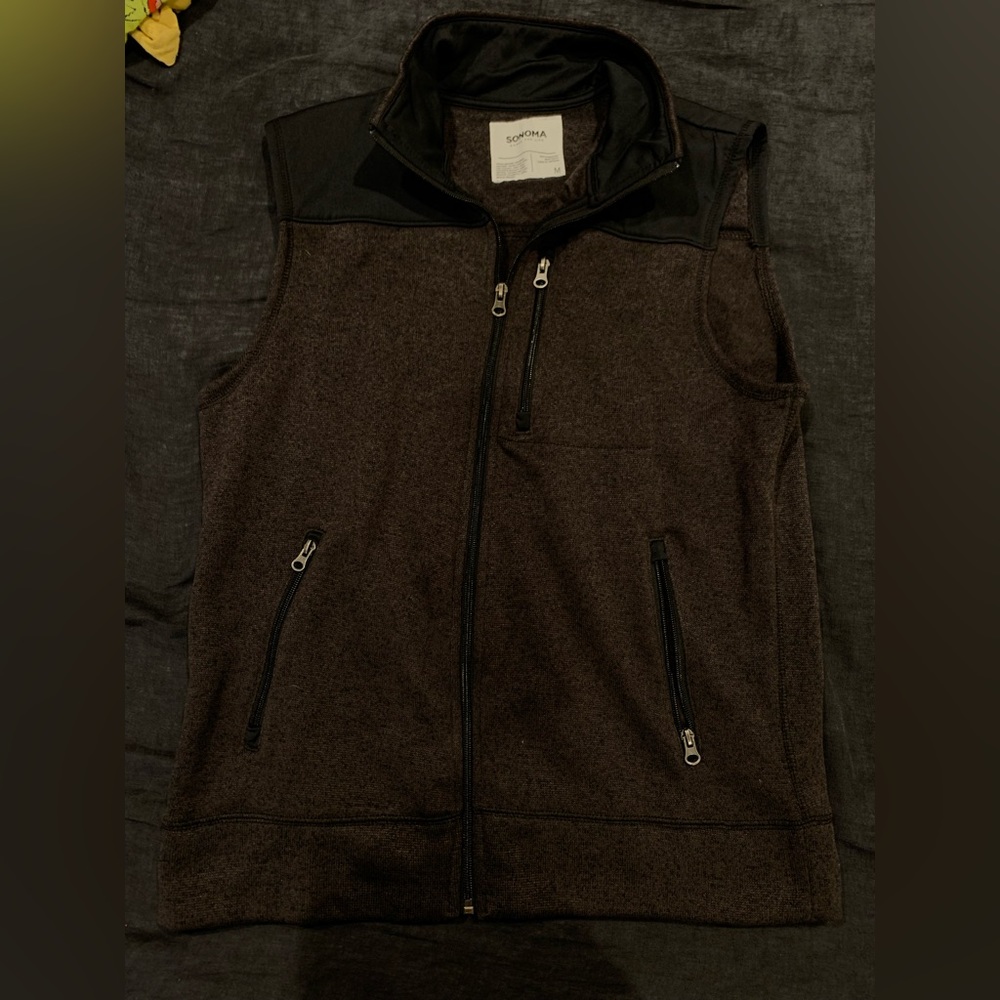 Sweater vest | Men’s medium